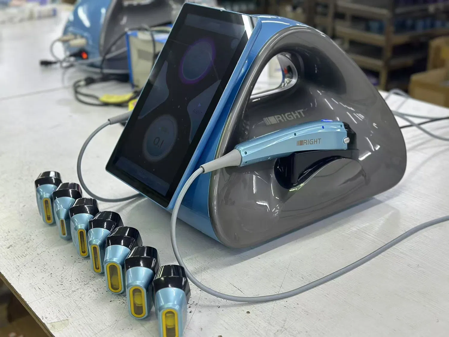 2025 Portable Ultrasound 12D Hifu Wrinkle Removal Face Lifting Beauty Salon Equipment